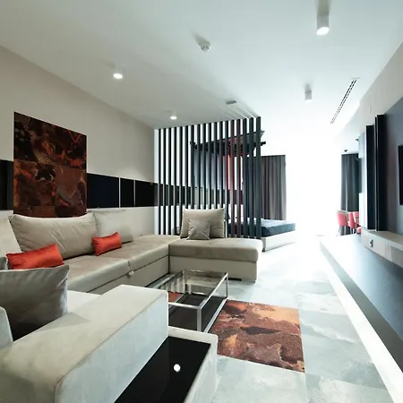 Zeneva Lux 4* Kragujevac