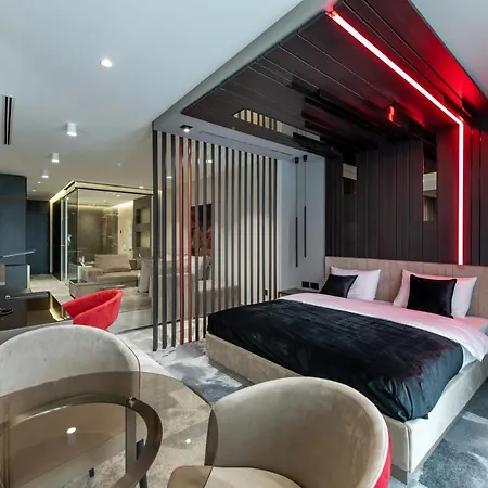 فندق Zeneva Lux 4*