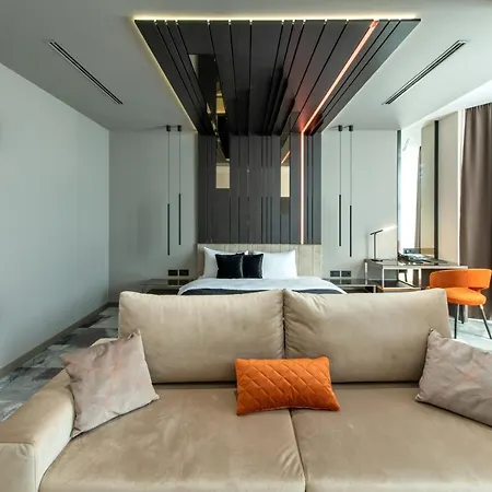 Hotel Zeneva Lux